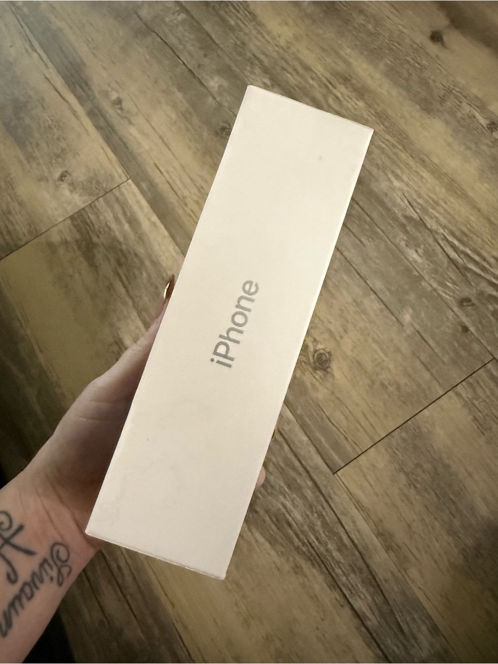 Empty Apple Boxes - Picture 14 of 16
